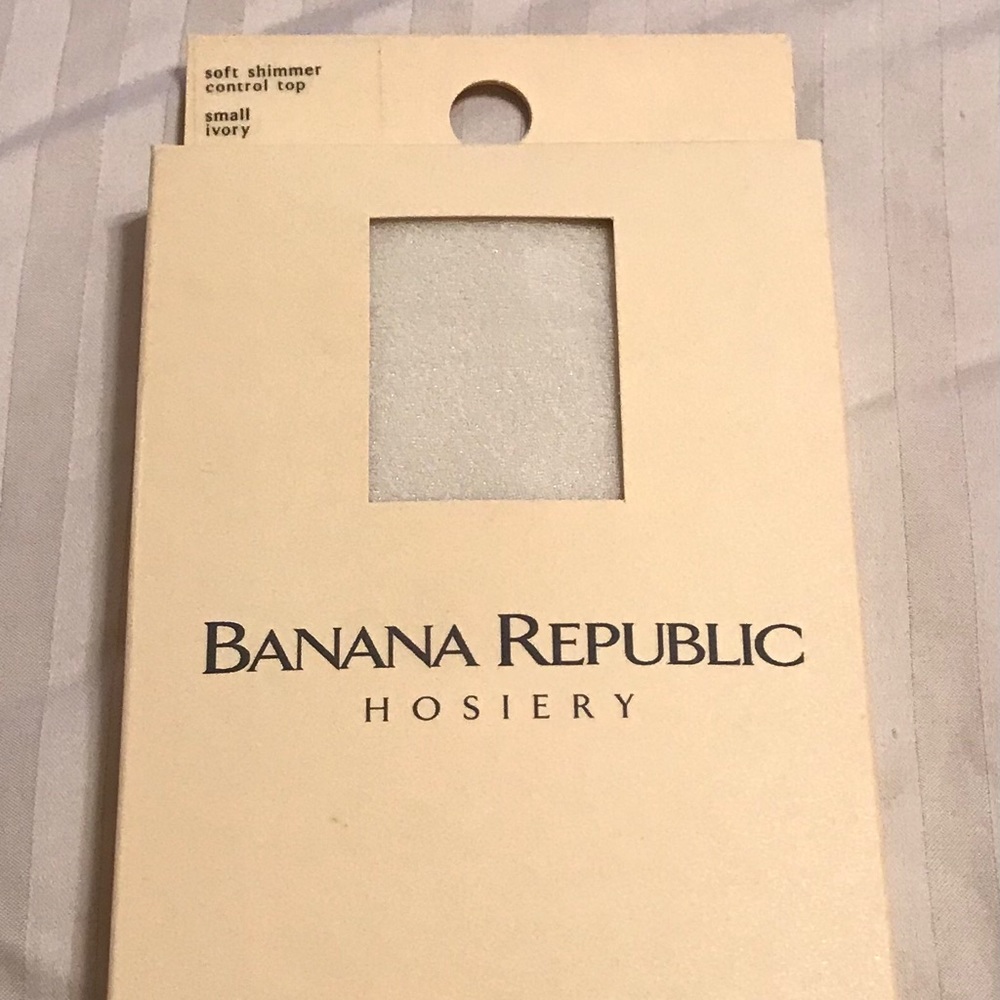 🔥FIRE SALE🔥Soft Shimmer Control Top (Ivory) - Banana Republic